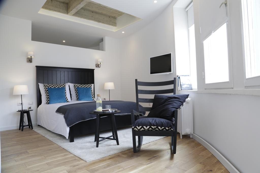 Angel Main Square Center Apartment