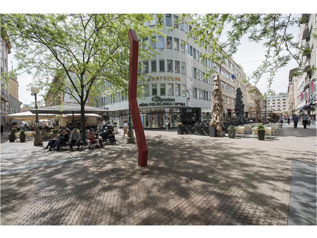 Angel Main Square Center Apartment