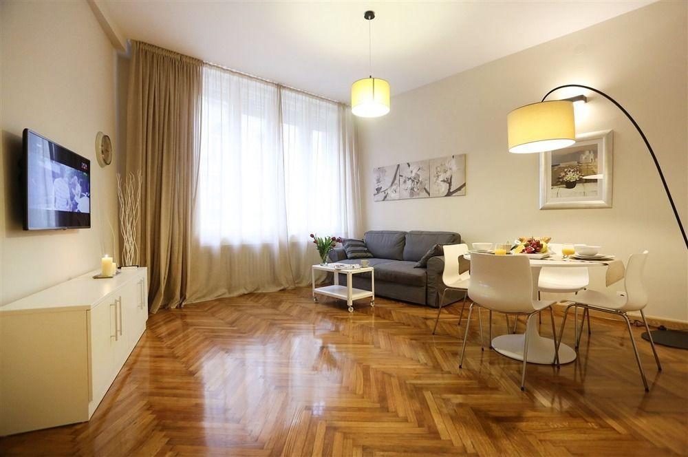 Apartment Angel Main Square Center *